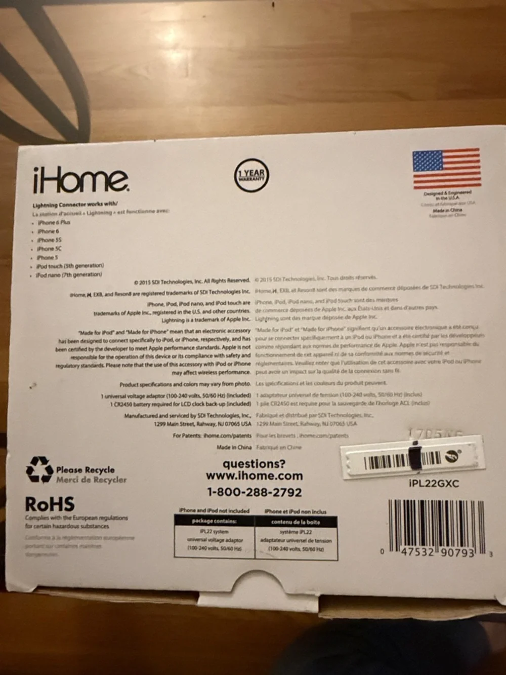 iHome Black Docking FM Clock Radio with Lightning Connector